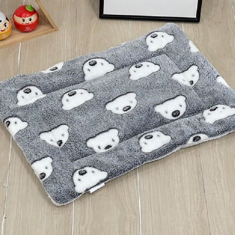 Pet Blanket for Cats and Dogs Winter Warmth