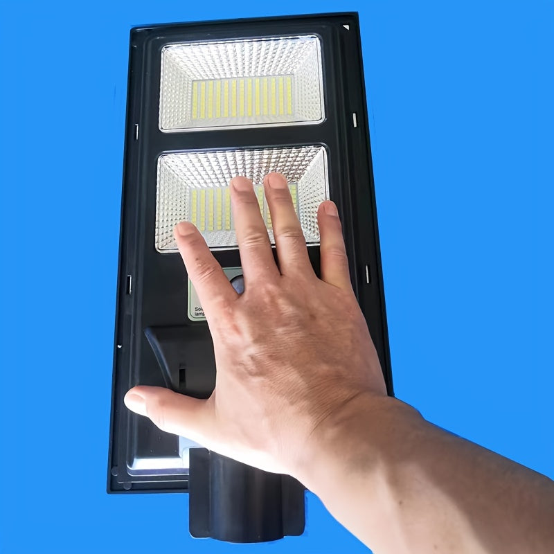 Ultra Bright Solar Street Lamp IP65 Motion Sensor Multiple Lighting Modes