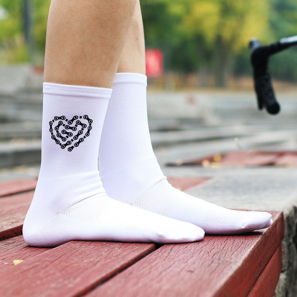 Compression Breathable Sports Socks for Cycling Heart Chain Pattern