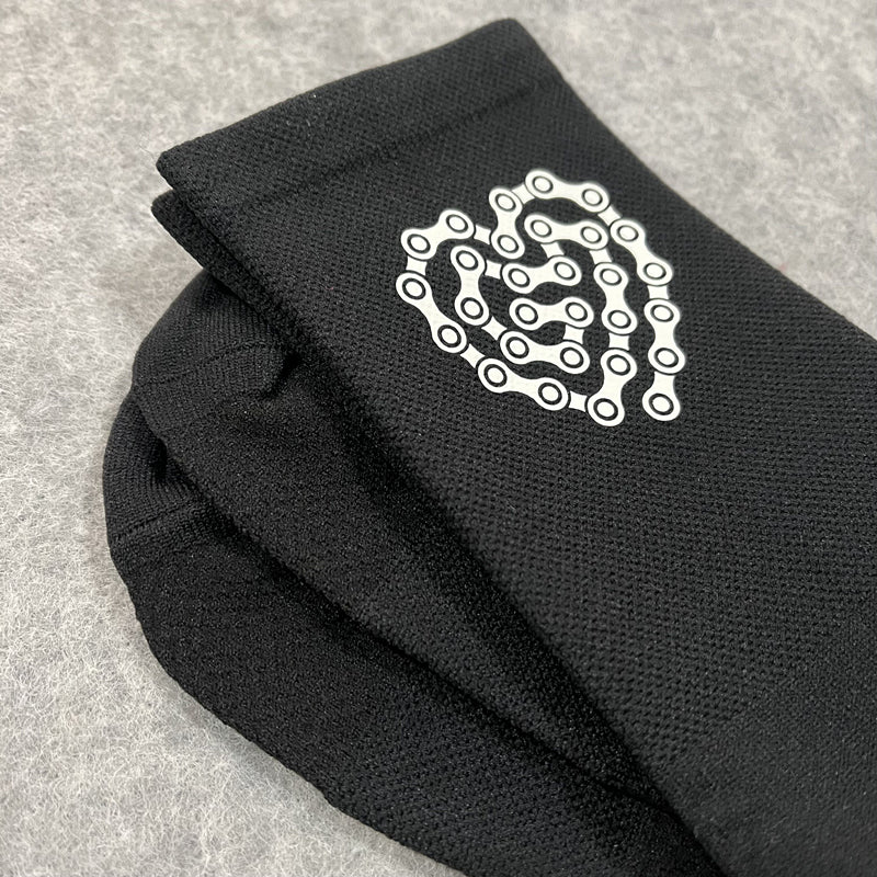 Compression Breathable Sports Socks for Cycling Heart Chain Pattern