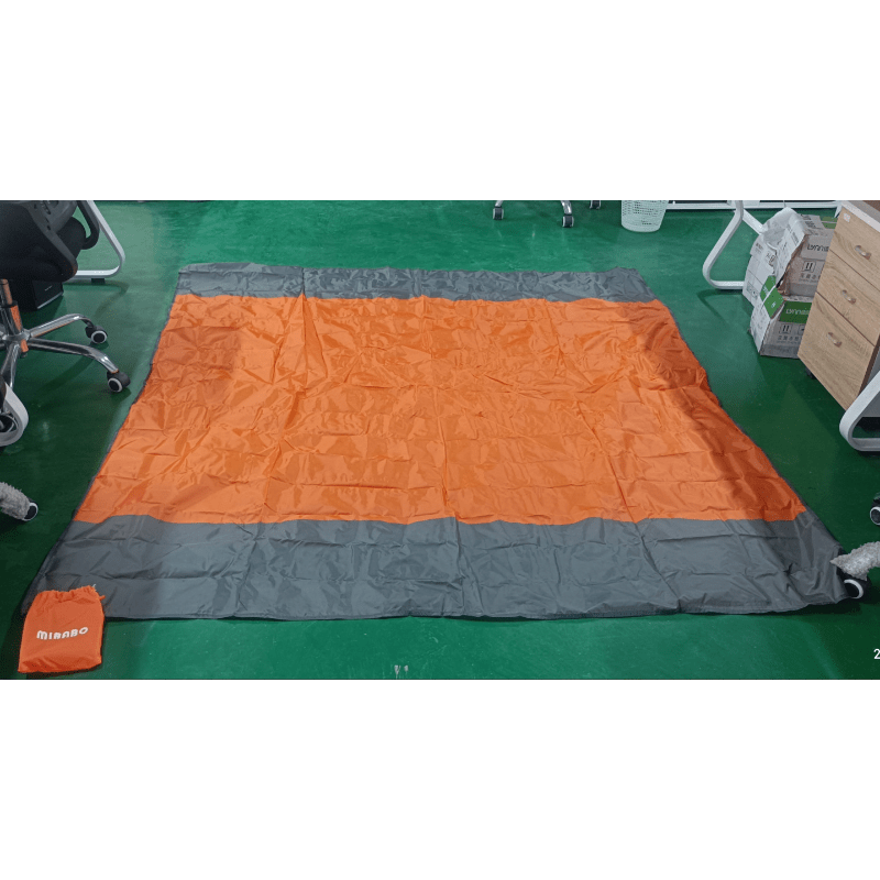 Portable Moisture-Proof Picnic Mat for Camping and Beach Trips