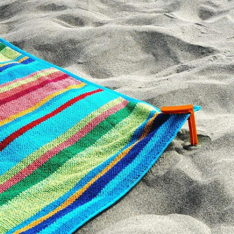 2pcs Beach Towel Clips for Camping & Beach Trips