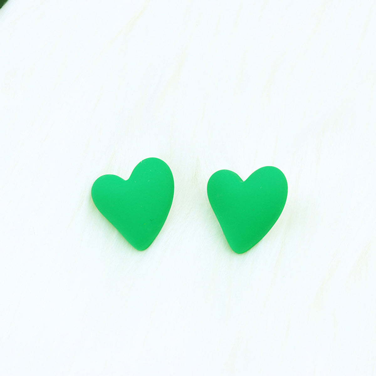 Summer Candy Heart Stud Earrings Classic Style Resin Jewelry