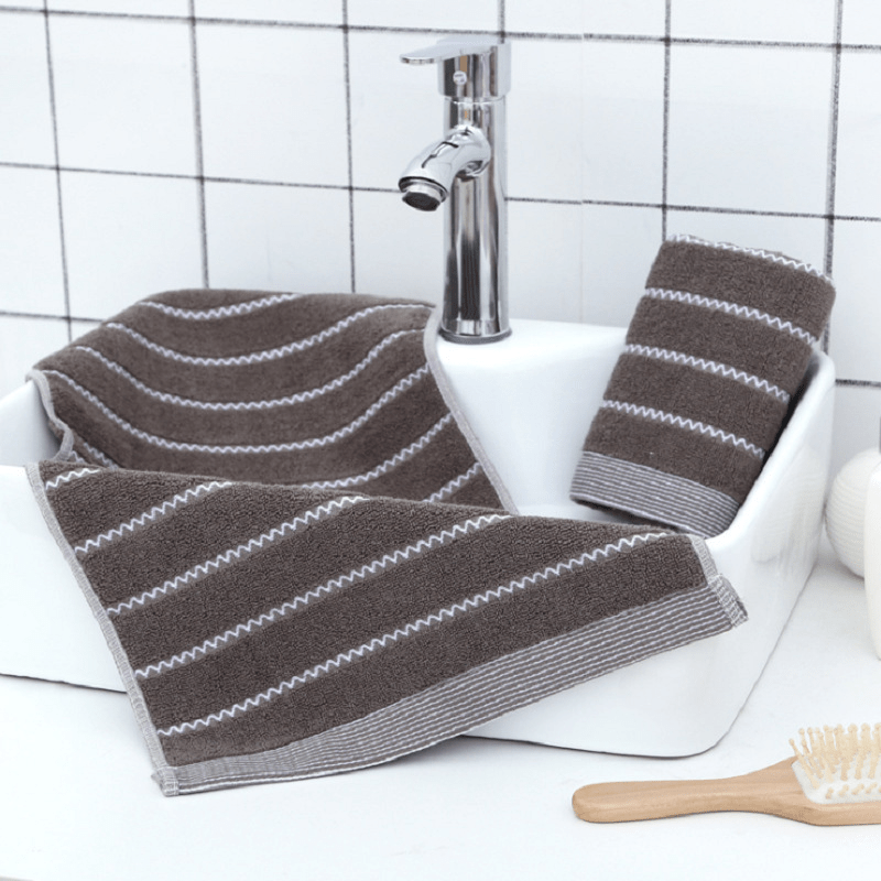 Soft Thickened Hand Towel 13x29in Plain Absorbent Towel For Bathroom