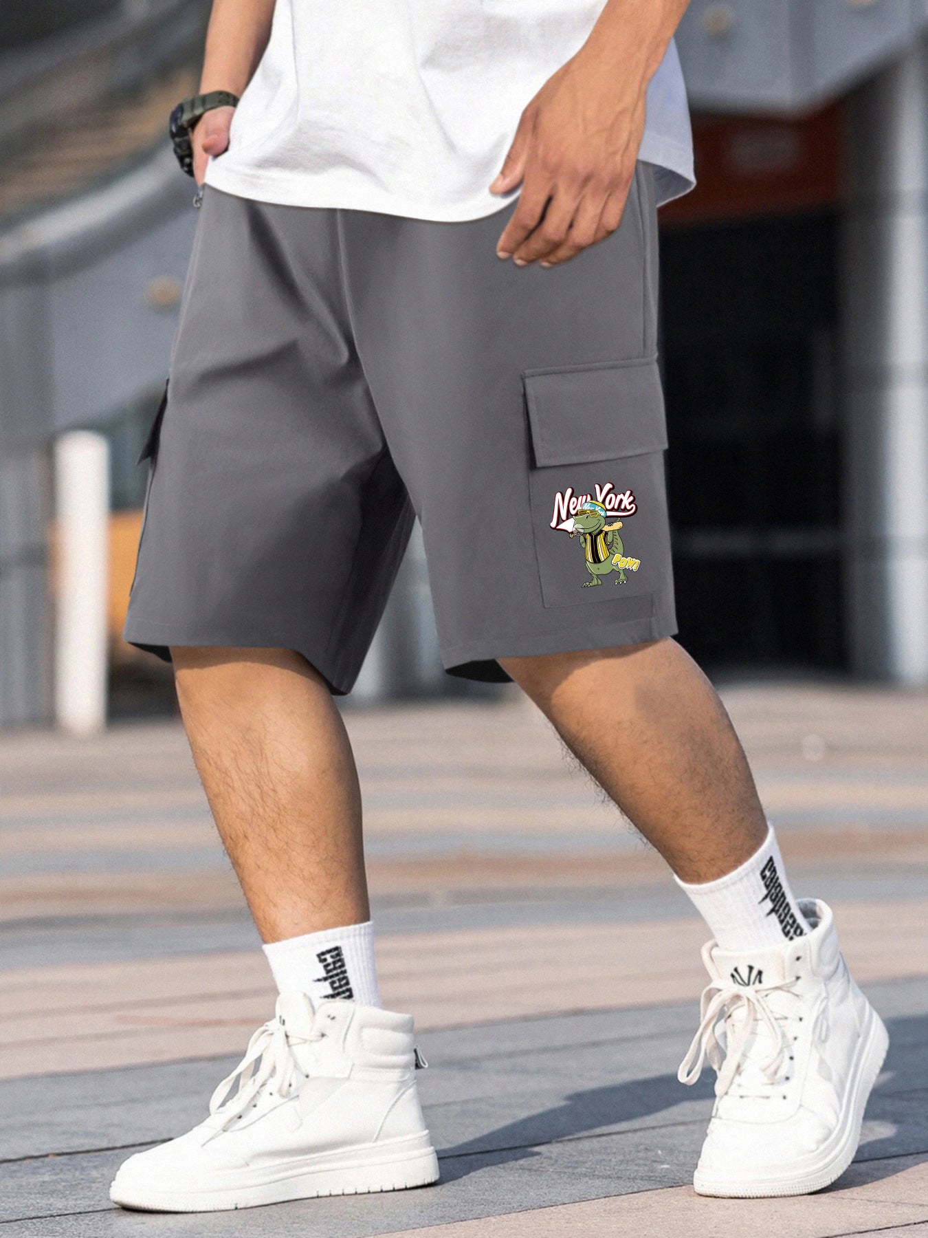 Men's Pattern Letter Print Cargo Shorts for Summer