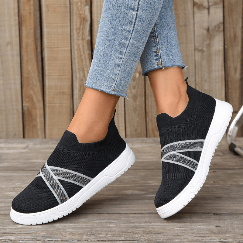 Women's Slip On Mesh Sneakers Lightweight Non Slip Outdoor Walking Shoes