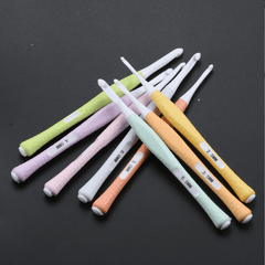 8pcs Candy Crochet Hooks Set with Soft Grip Handles for Arthritic Hands