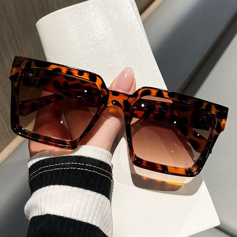 Large Square Frame Sunglasses with Anti-stress Glasses Case