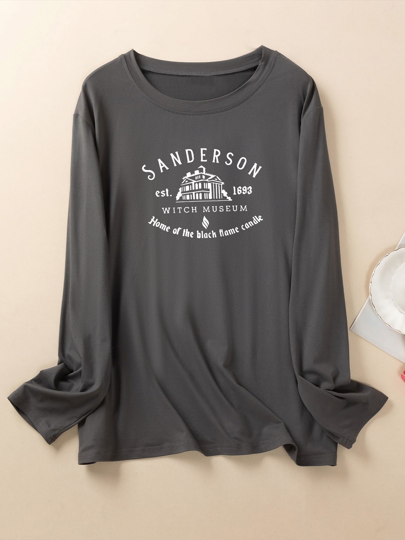  Museum & Letter Print Long Sleeve Top
