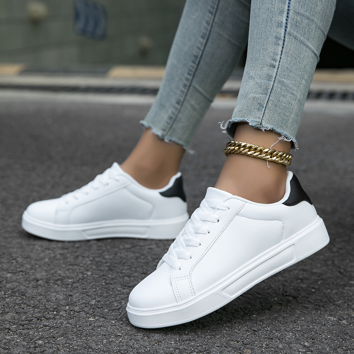 Lightweight Flat Skate Shoes Breathable Comfortable Outdoors