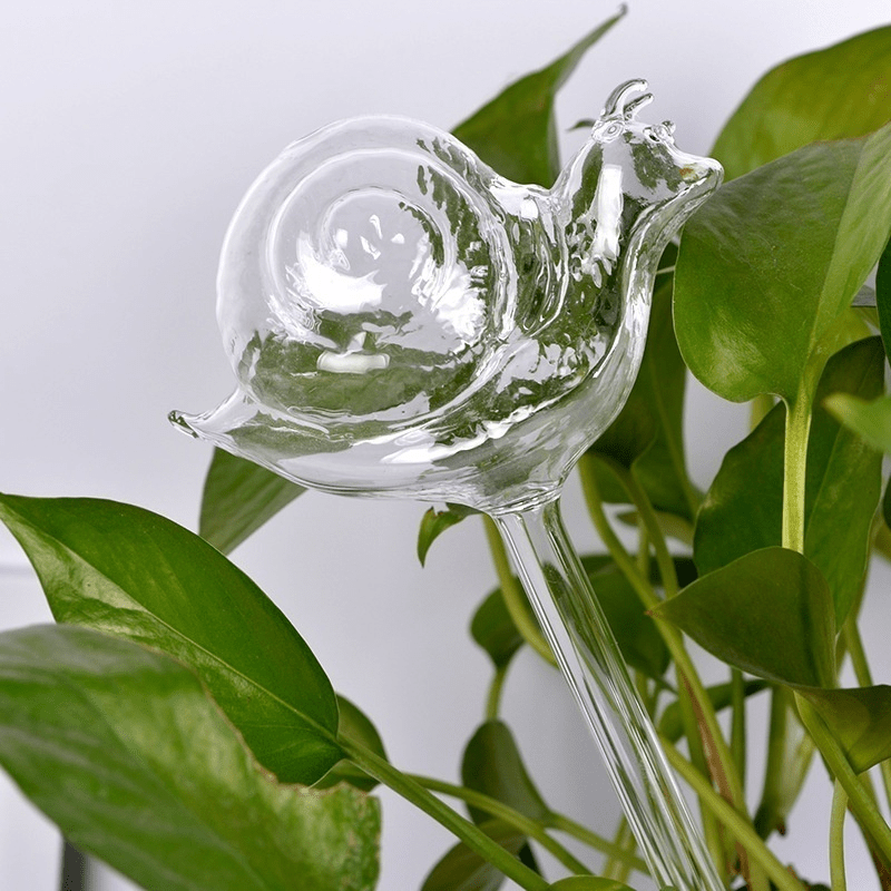 Self Watering Plant Pot Bulbs Automatic Irrigation Garden Globes