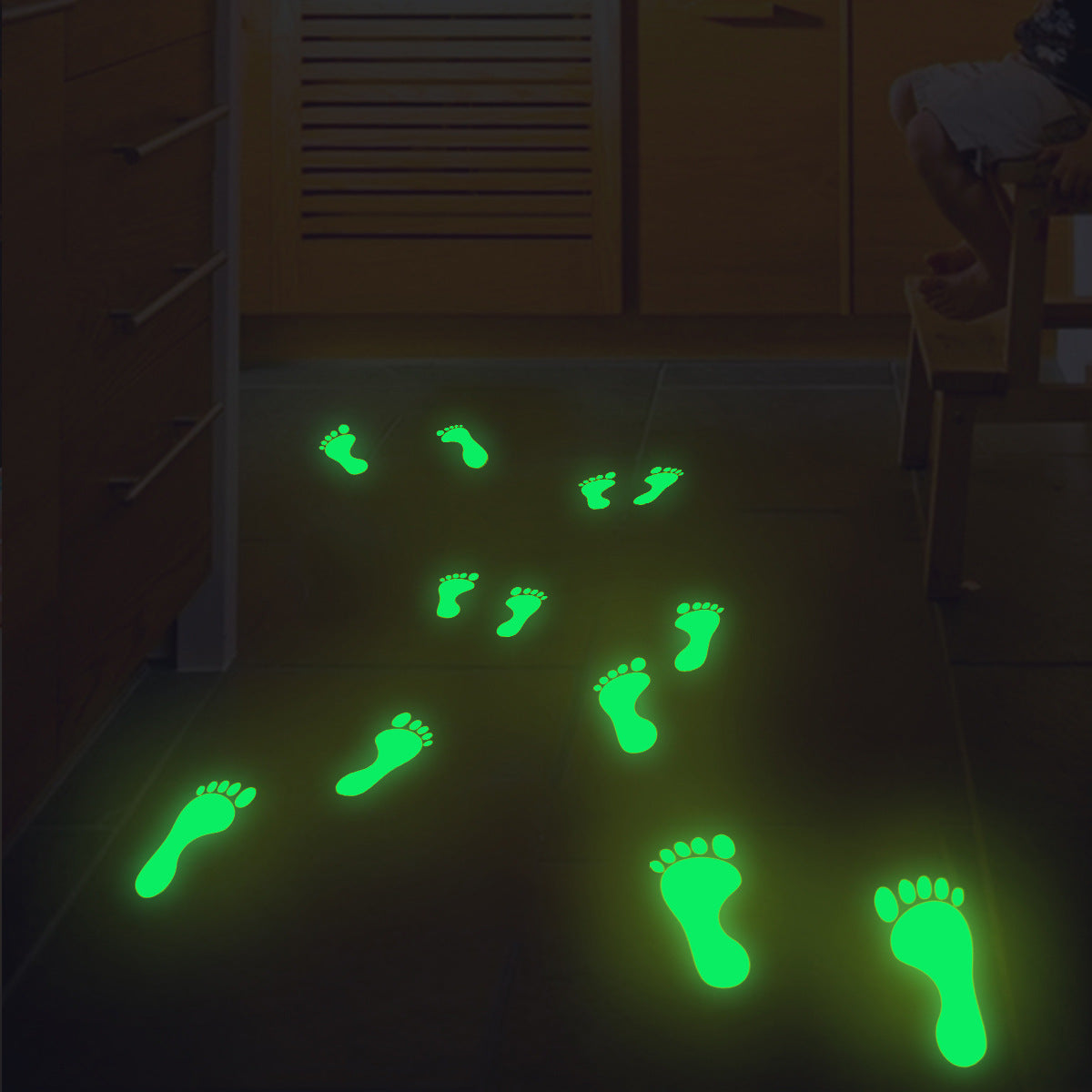 18pcs Glow In The Dark Footprint Stickers Luminous Funny Decor For Kids