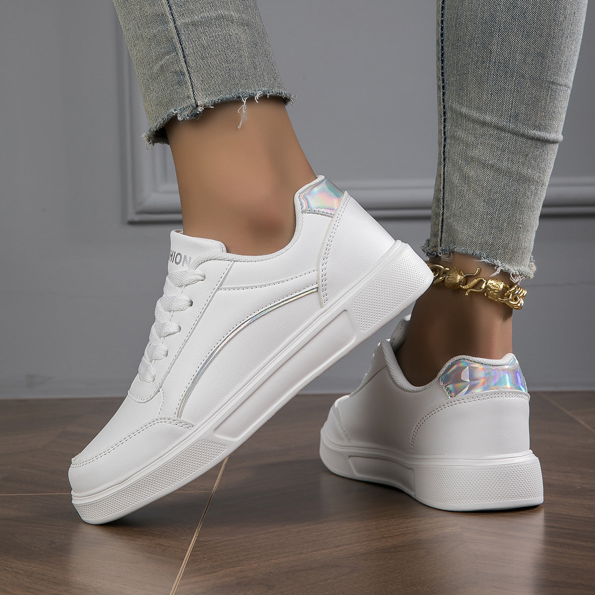 Women's Heighten Skate Shoes Lace Up Sneakers