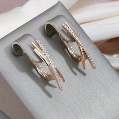 Modern Minimalist Golden Clips Earrings For Women