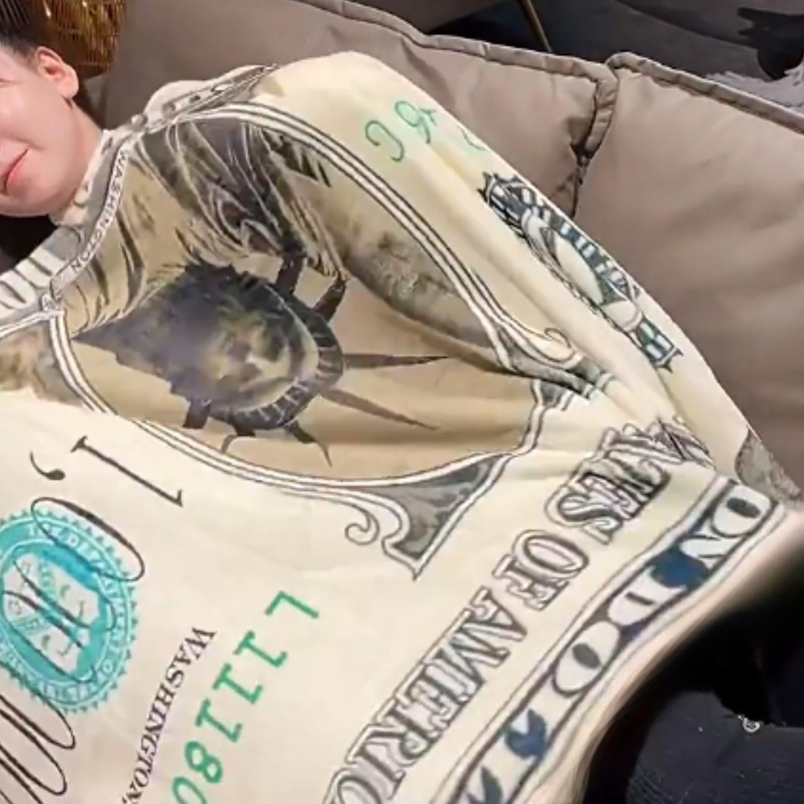 One Million Dollars Pattern Plush Blanket Soft Warm Comfortable Funny Pattern
