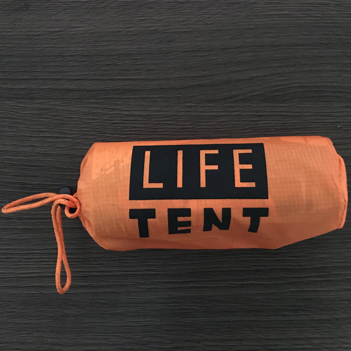 Emergency Survival Shelter 2 Person Tent Survival Whistle Waterproof