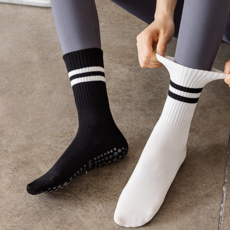 2 Pairs Non Slip Yoga Socks Women's Mid Calf Pilates Fitness Socks