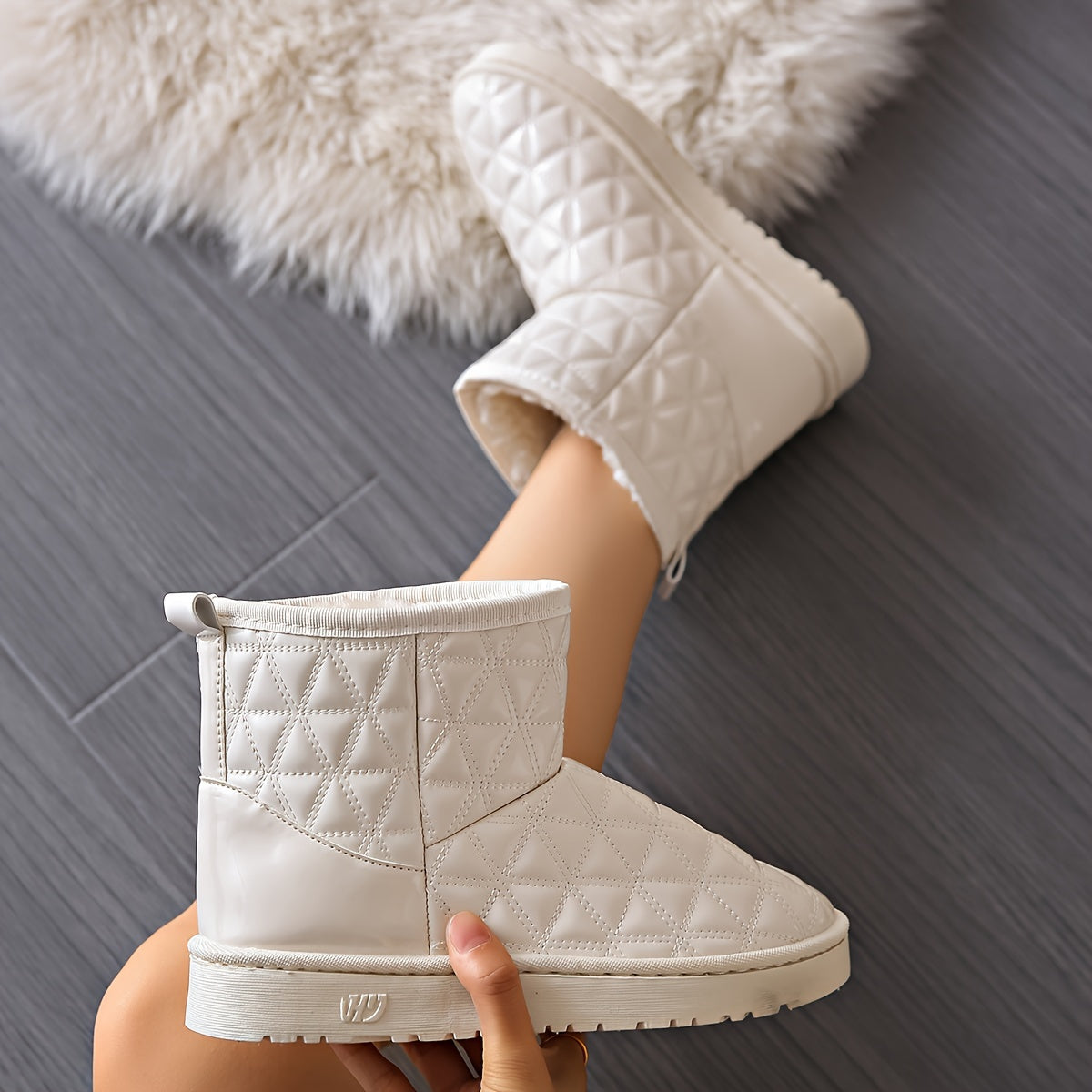 Women's Waterproof Argyle Snow Boots Plush Inner Comfort Lightweight Ankle Boots