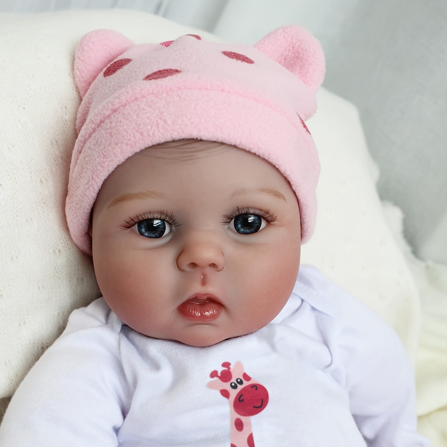 22 Inch Lifelike Reborn Doll Soft Cloth Body Collectible Art Doll