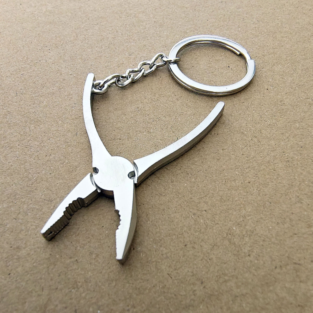 Metal Pliers Tool Keychain for Men Creative Pendant