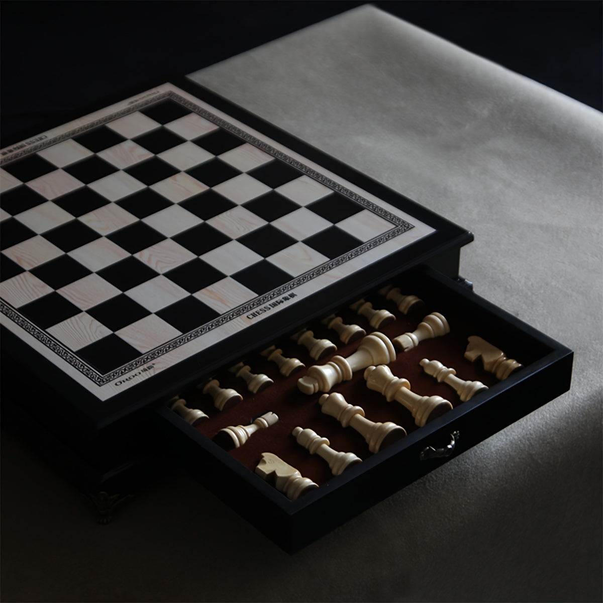 Wooden Int'l Chess Set w/ Storage Drawer Plus 2 Extra Queens Classic Board Game