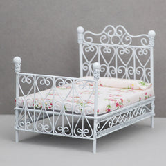 1:12 Scale Iron Double Bed Classic Finish Dollhouse Wedding Decor