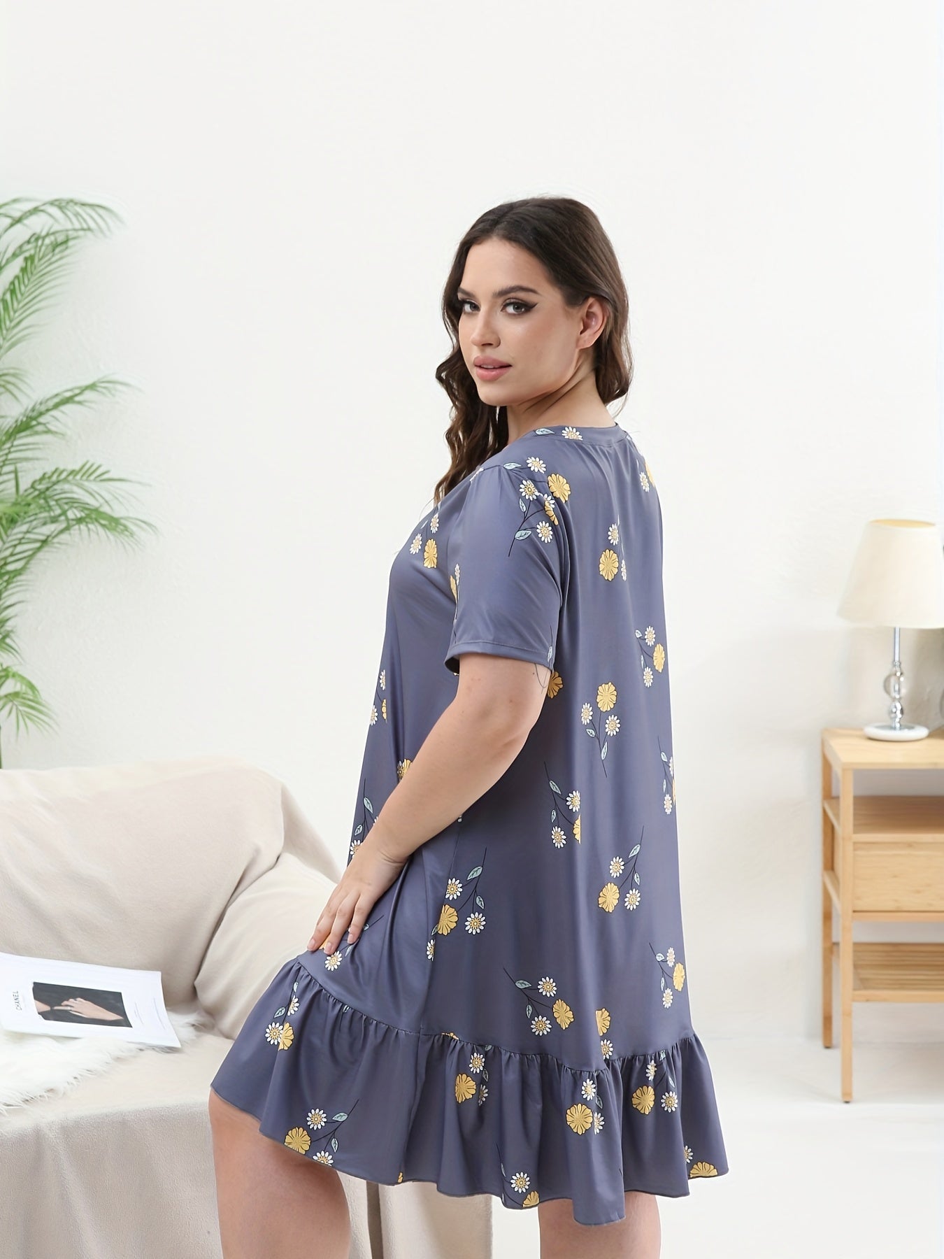  Floral Print Ruffle Trim Nightdress