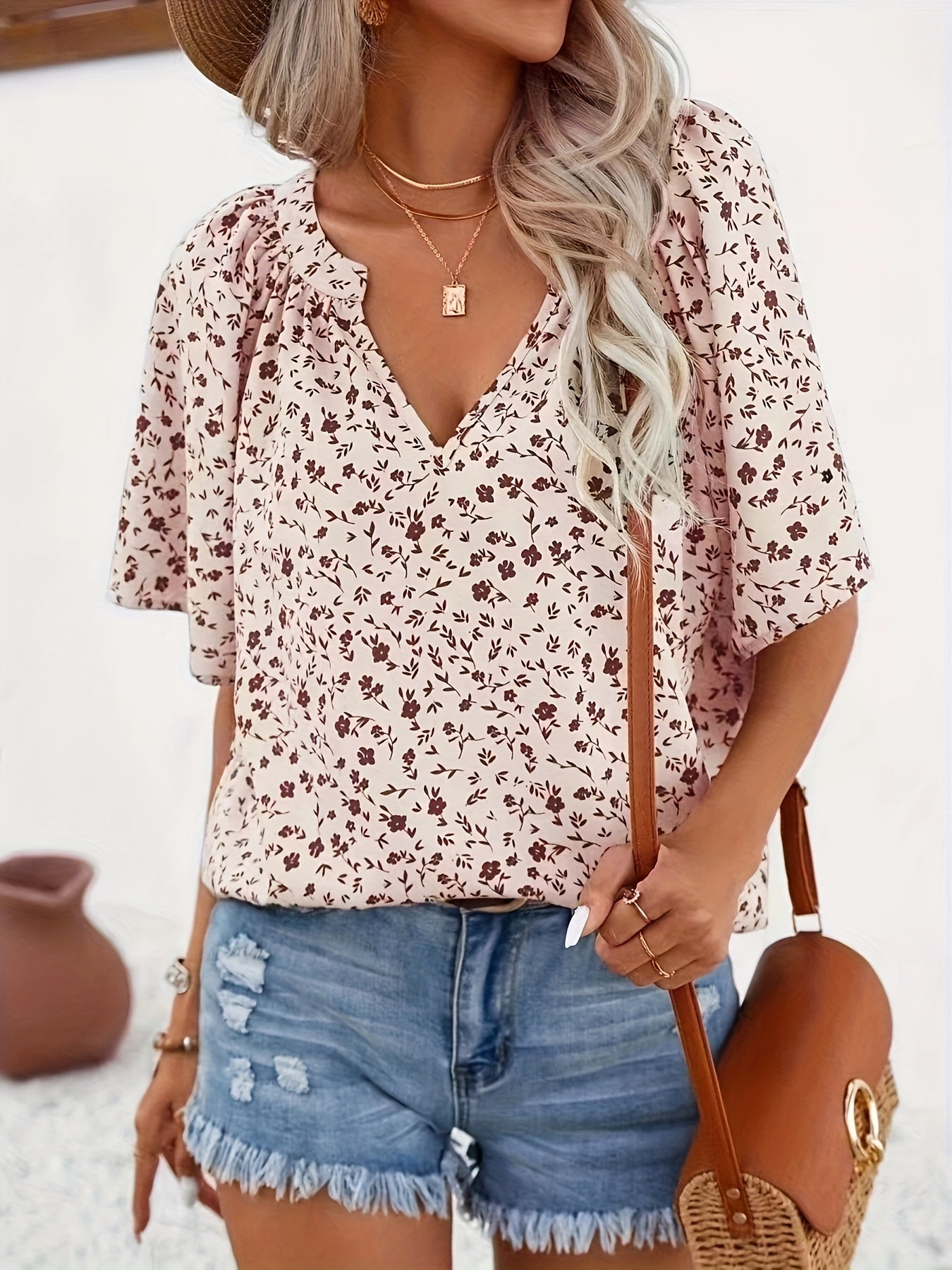  Floral Print Butterfly Sleeve Blouse