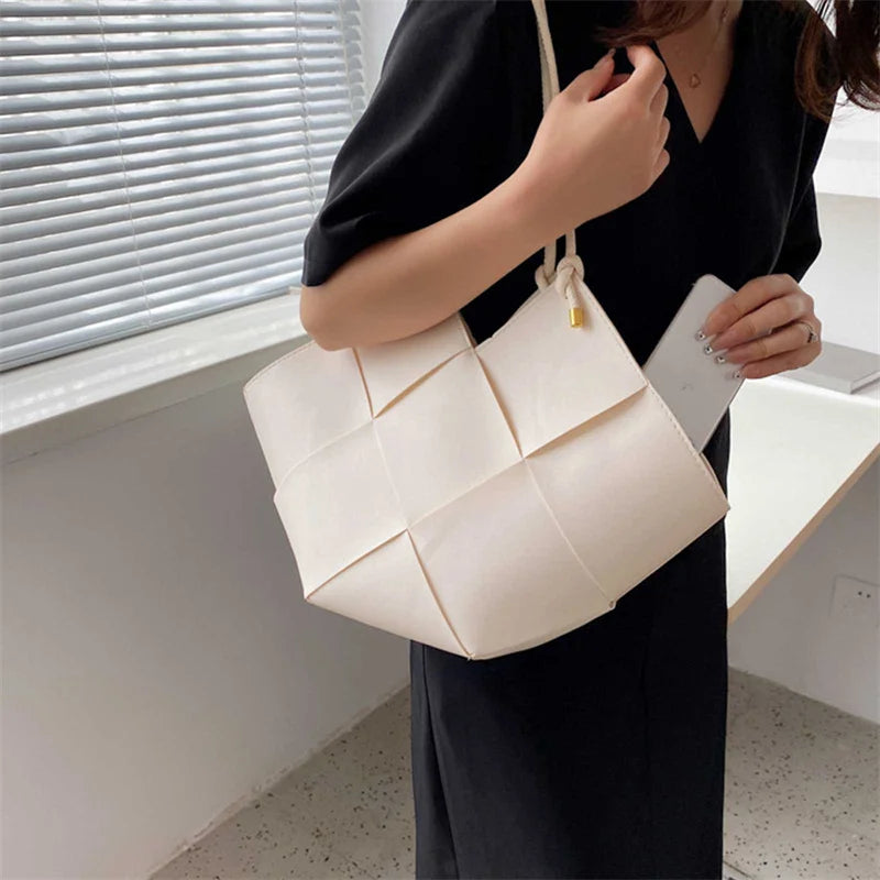 Large Capacity Women's Woven Tote Bag Pu Shoulder Handbag for Travel Shopping