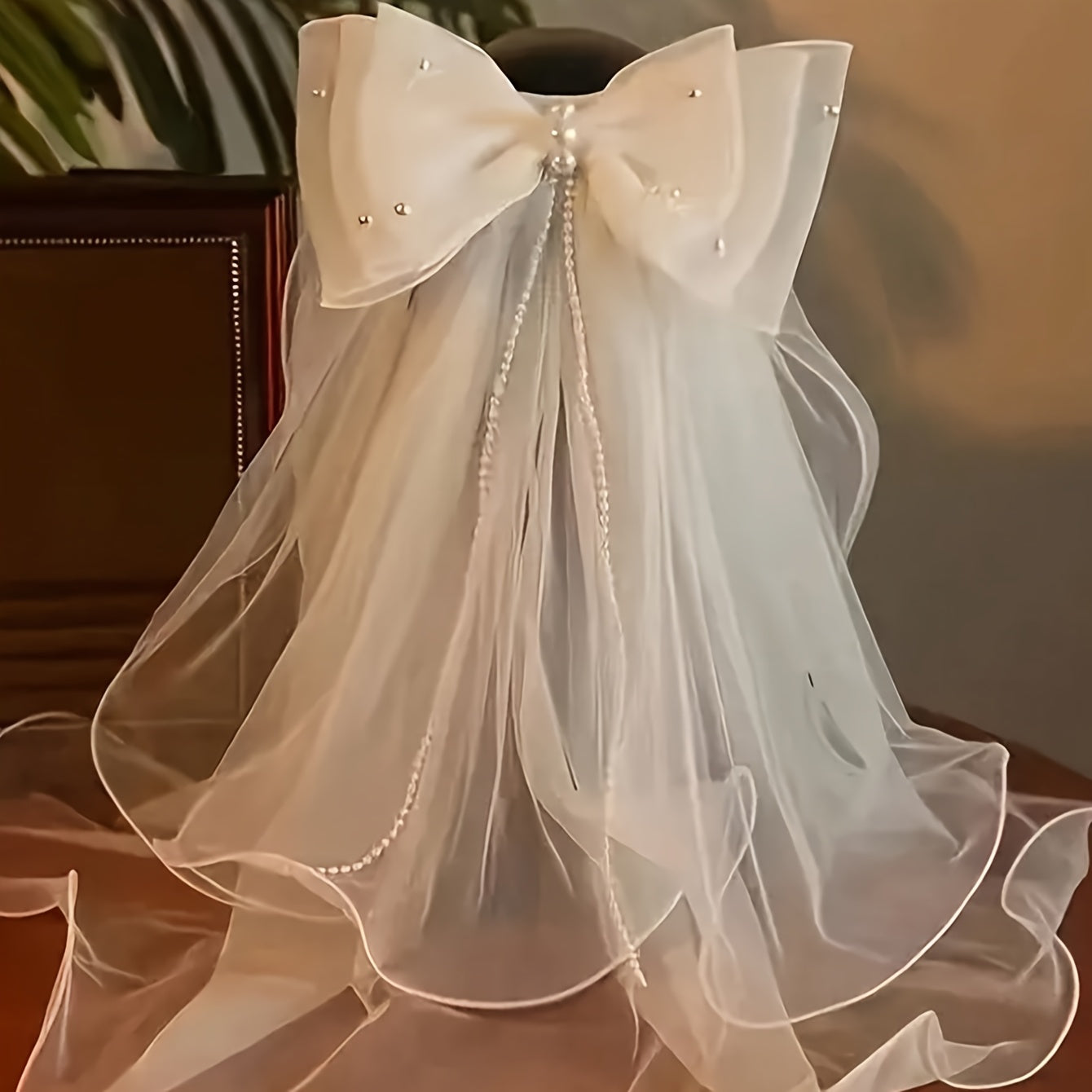 Double Layer Bowknot Bridal Veil with Pearls Wave Edge