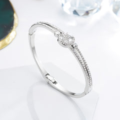 Stylish Star Moon Bracelet for Ages 12+