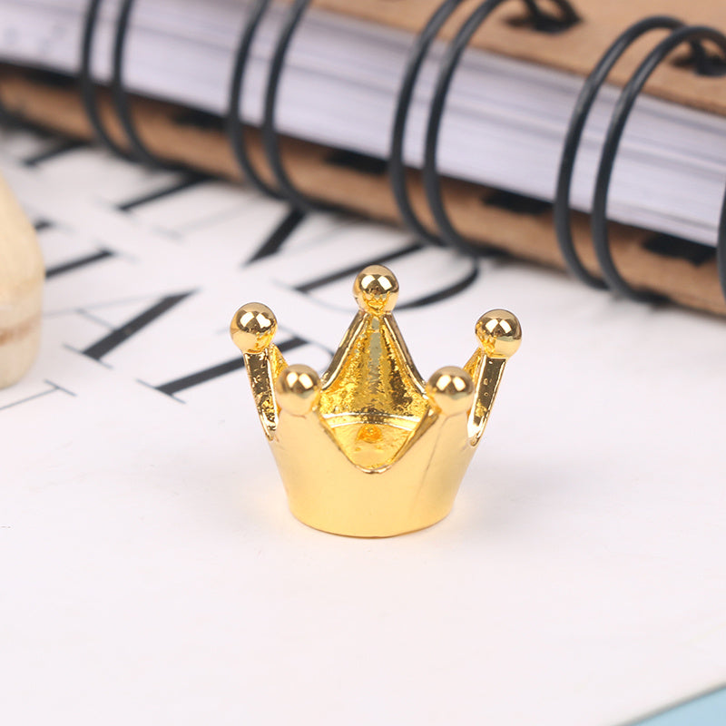 5pcs Mini Metal Crowns for Dollhouse Princess Theme Decor