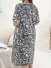 Greek Key Print V Neck Short Sleeve Nightdress