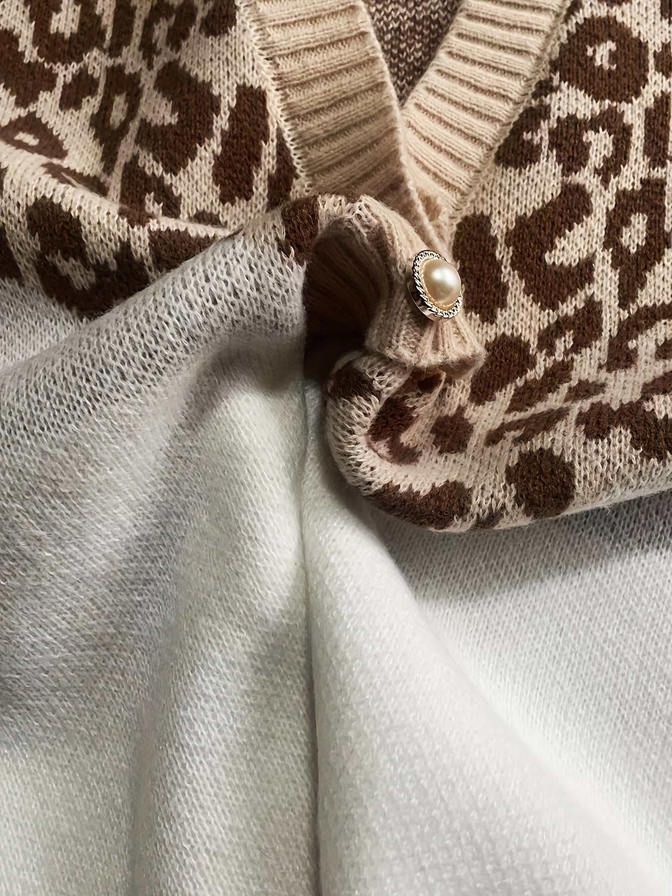  Leopard Print Button Cardigan