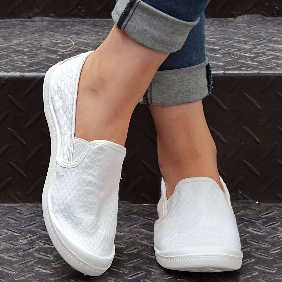 Comfortable Slip On Flat Shoes for Women Lightweight Walking Shoes
