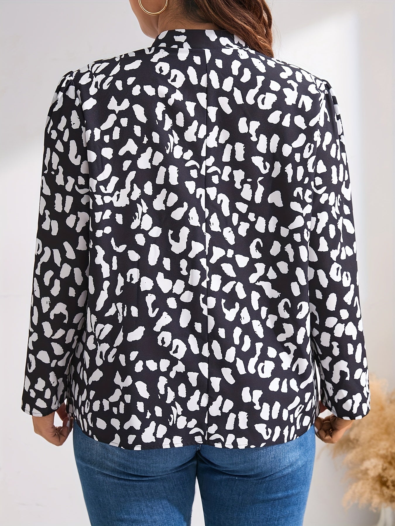  Leopard Print Long Sleeve Notched Neck Blouse