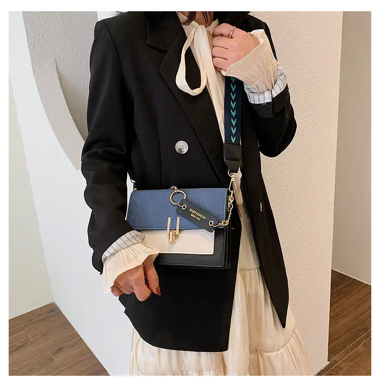 Retro Wide Shoulder Strap Messenger Bag for Women