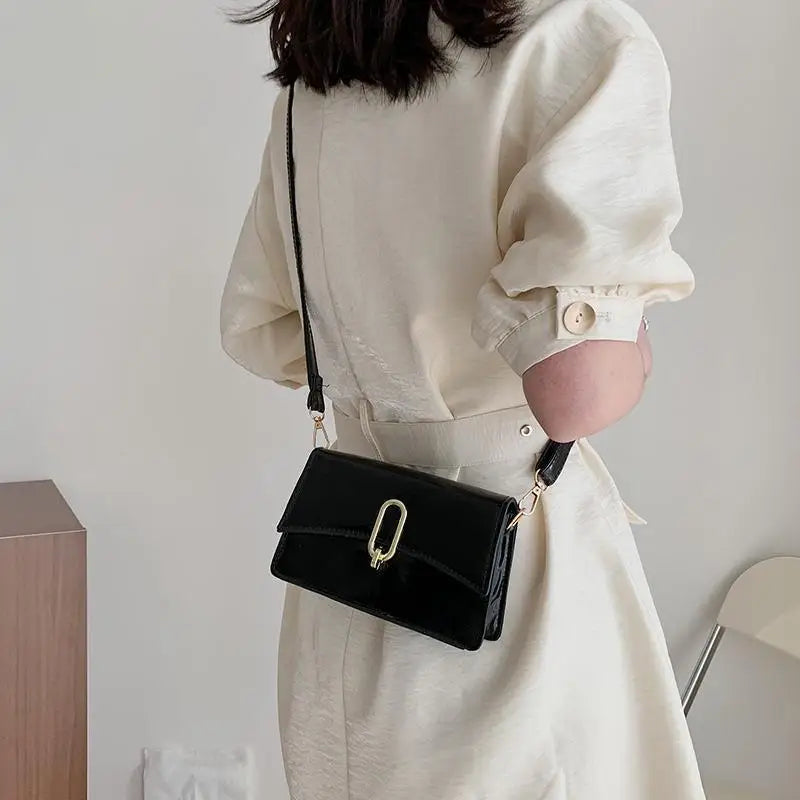 Retro Casual Lady Handbag Shoulder Bag PU Leather Small Square Bag