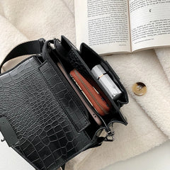 Retro Style Mini Handbag Shoulder Bag Wallet