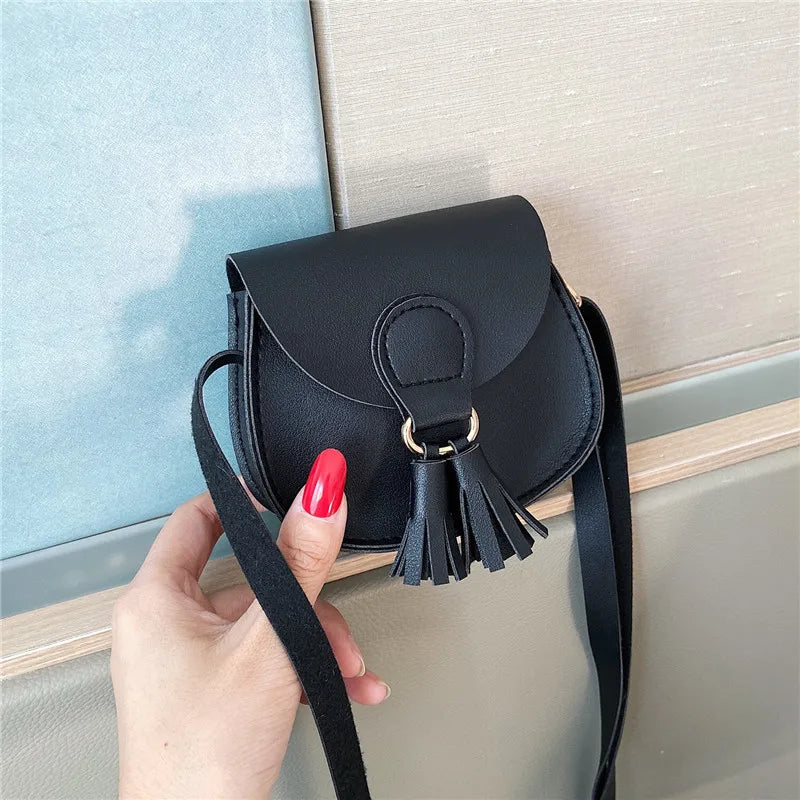 Soft Surface Tassel Women's Shoulder Bag