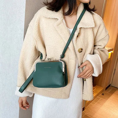 Retro Double-Layer Clip Bag Shoulder Messenger Bag