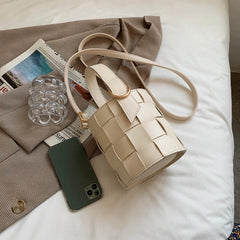 2021Woven Women's Bucket Bag Shoulder Bag PU Leather Crossbody Bag Toth Bag