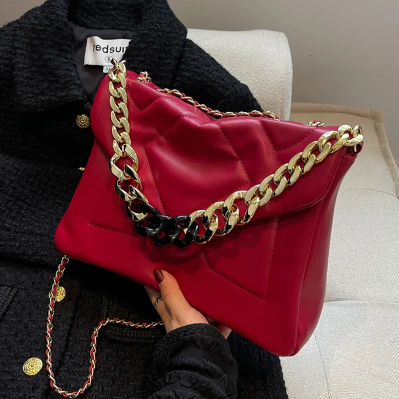 Vintage Lady's Chain Messenger Bag French Style Female Handbag