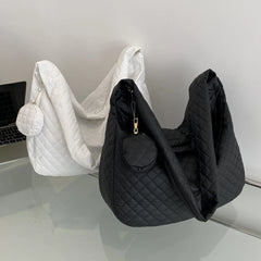 Lattice Pattern Shoulder Bag with Large Capacity