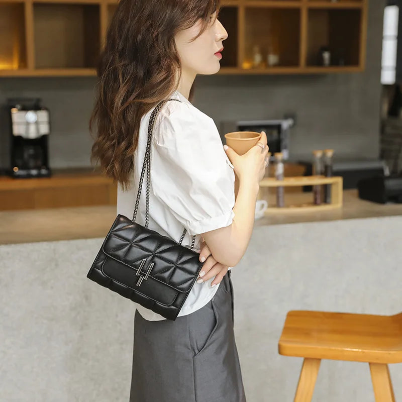 Leather Chain Crossbody Bags for Women Handbags Shoulder Bags