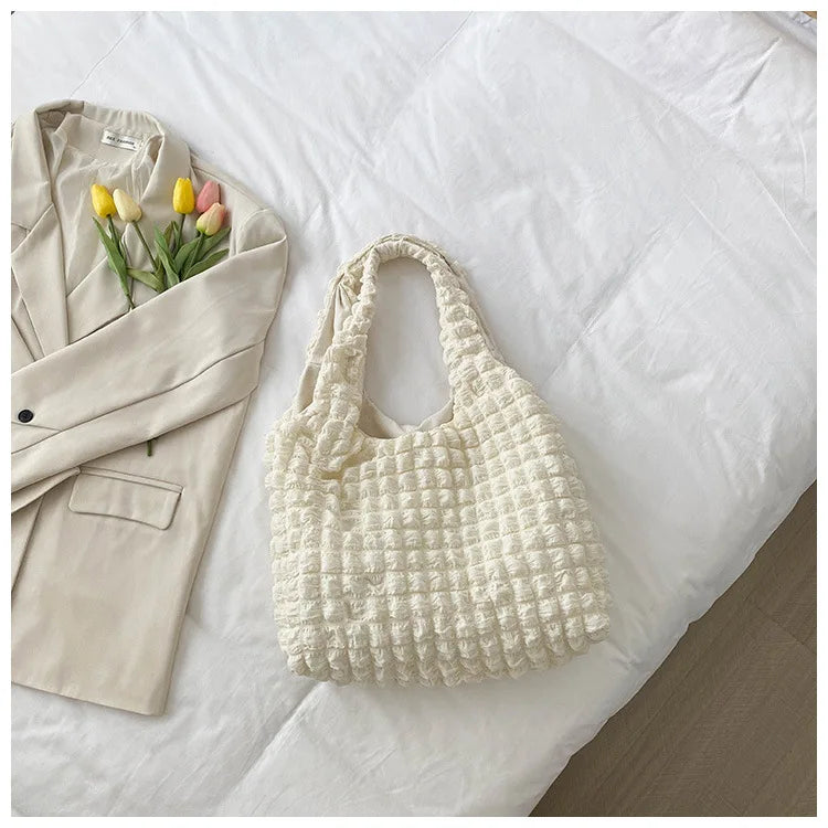 Girl's Heart Pleated Bubble Shoulder Bag Small Fresh Portable Shopping Bag
