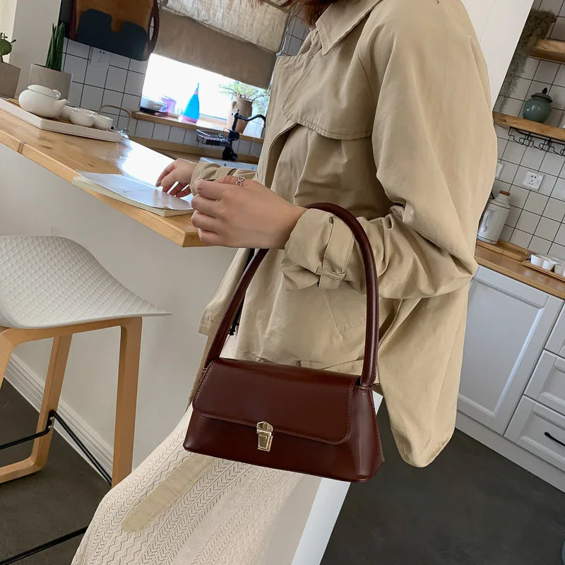 Retro Casual Stone Pattern Shoulder Bag Leather Chain Female Bag