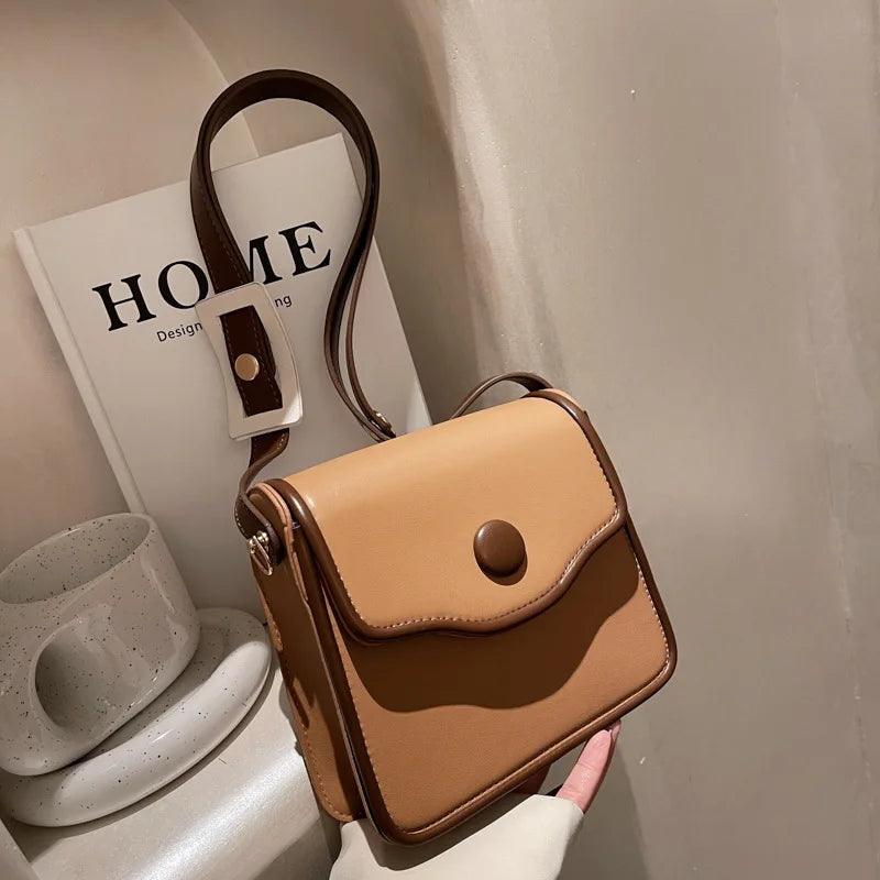 Vintage Leather Crossbody Bag for Women Lock Shoulder Handbag