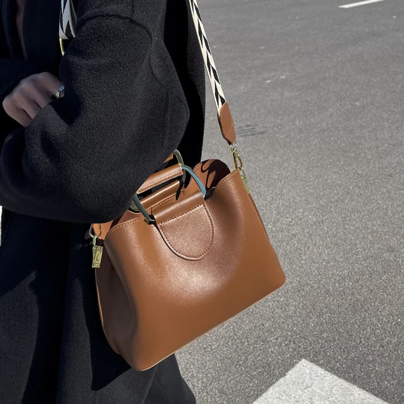 Spring Women's PU Leather Crossbody Bags with Short Handle Shoulder Purses