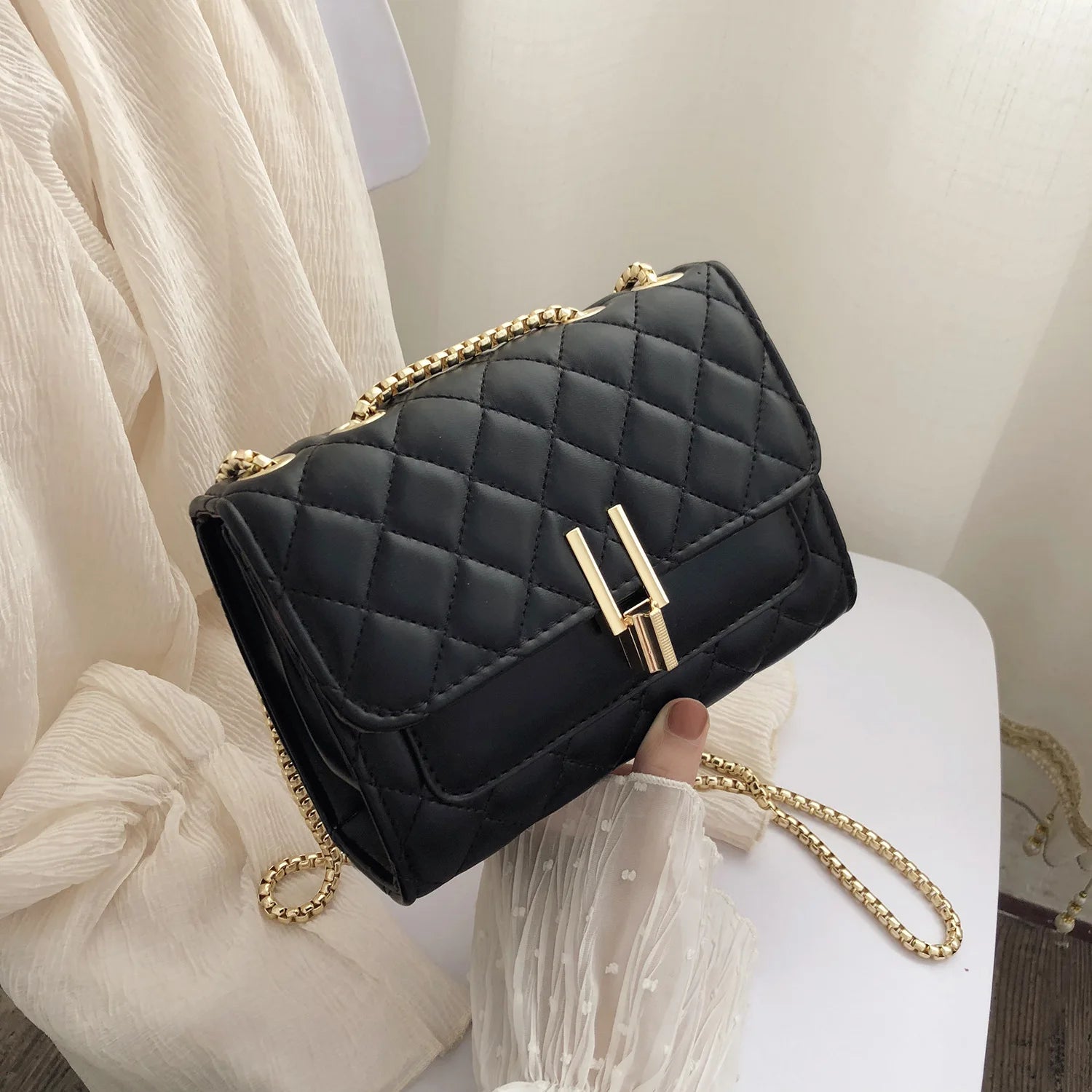 PU Leather Rhombus Chain Messenger Bag for Women